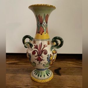 VINTAGE VASE WITH VINES AS HANDLES